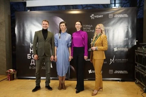 Izložba Jelene Medić pod nazivom „Šta je nama naša borba dala“.